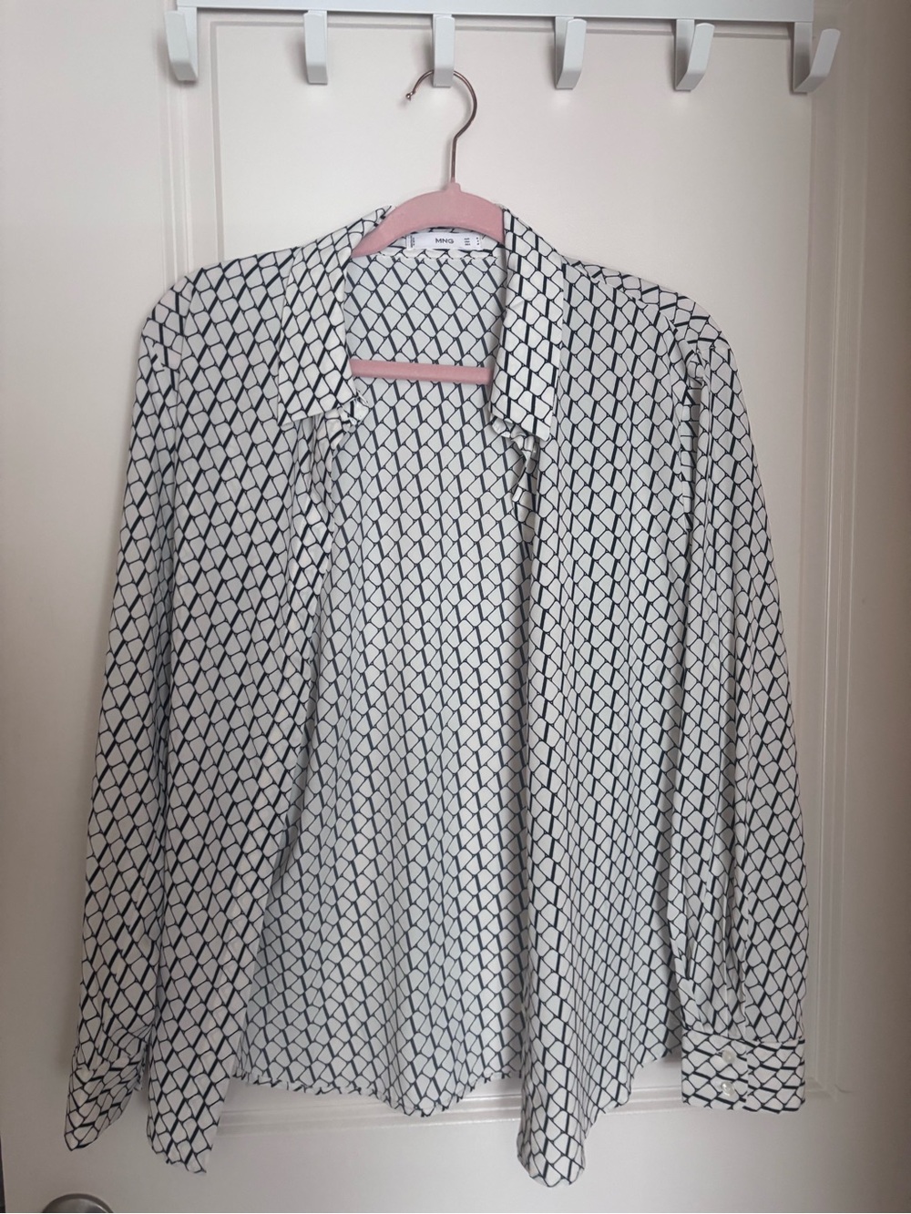 MANGO — Regular flowy shirt